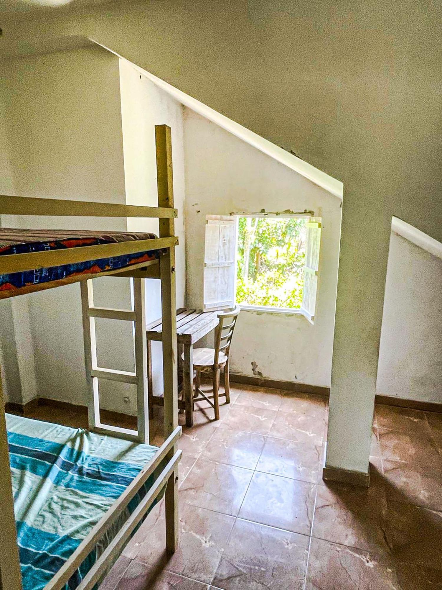 Gaia Ocean Surf Yoga Hostel Ahangama Kültér fotó