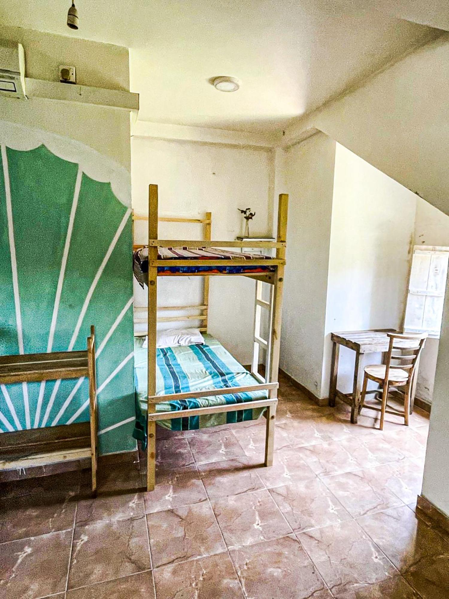 Gaia Ocean Surf Yoga Hostel Ahangama Kültér fotó