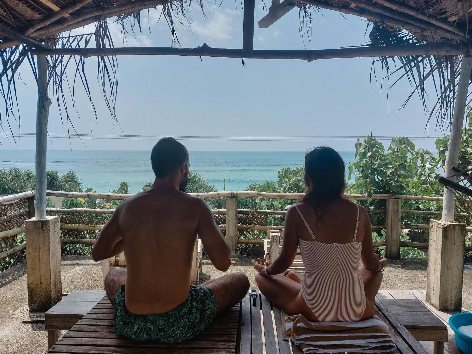 Gaia Ocean Surf Yoga Hostel Ahangama Kültér fotó