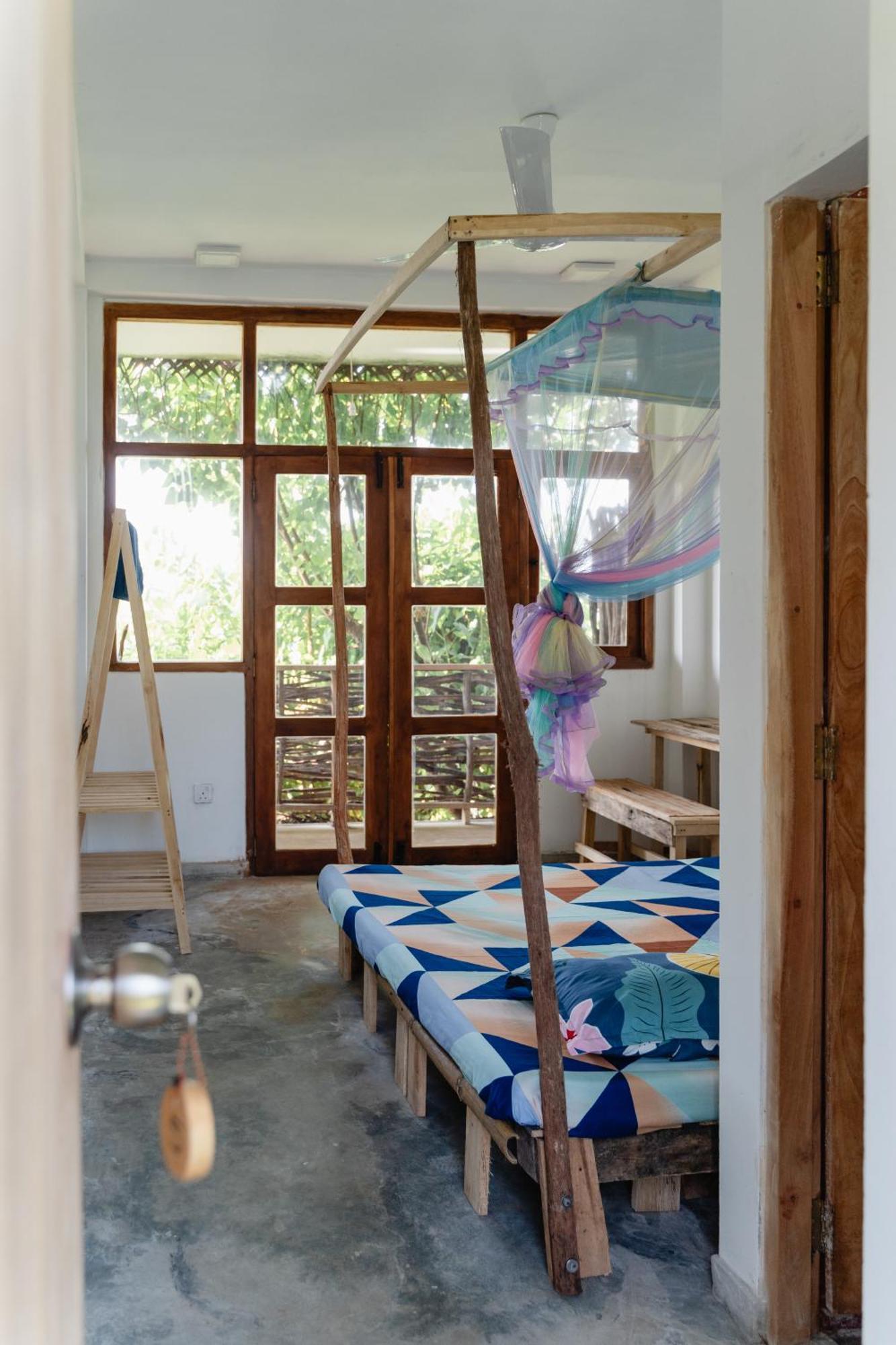 Gaia Ocean Surf Yoga Hostel Ahangama Kültér fotó