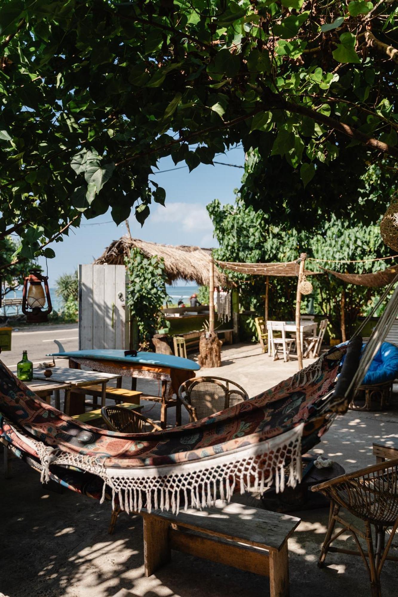 Gaia Ocean Surf Yoga Hostel Ahangama Kültér fotó