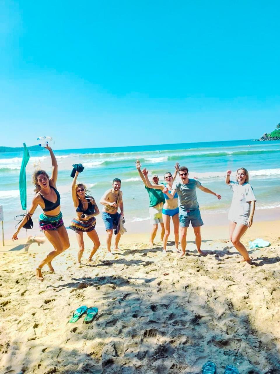 Gaia Ocean Surf Yoga Hostel Ahangama Kültér fotó